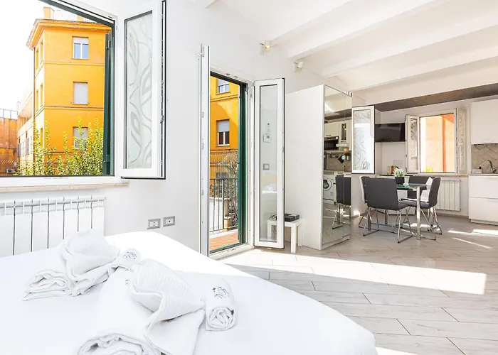 Monti Terrace By In * Rom