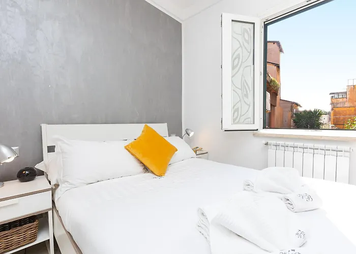 Monti Terrace By In Apartment Rom